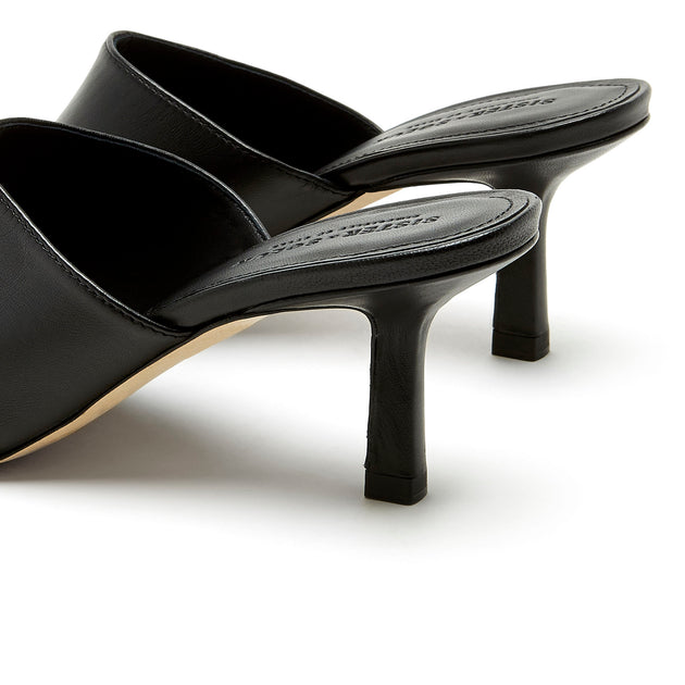 Everly Women's Gia 01 Heels-Navy