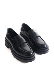 Geraldine Black Leather Loafer