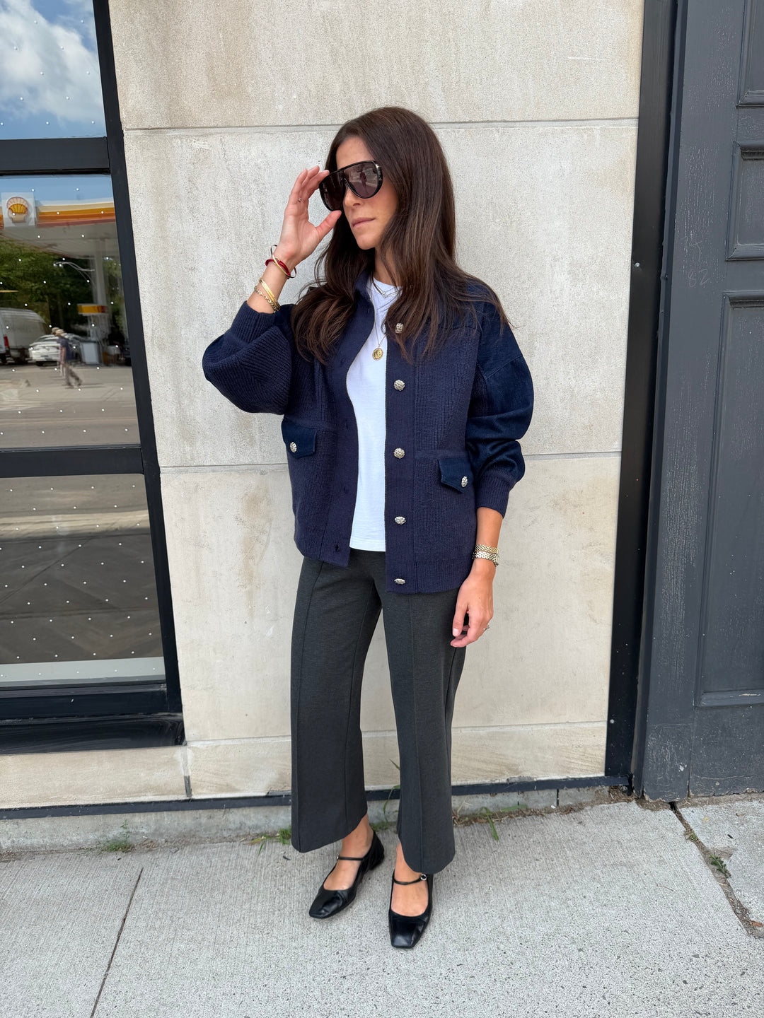 RIRI COLLECTION – Thursdays