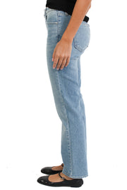 Light Denim Clean Straight Jean