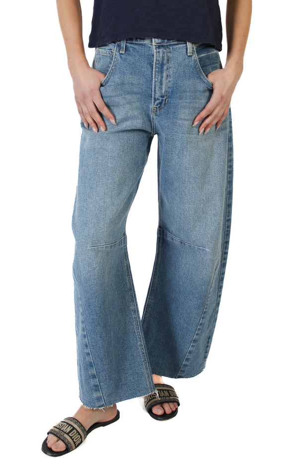 Light Barrel Jeans