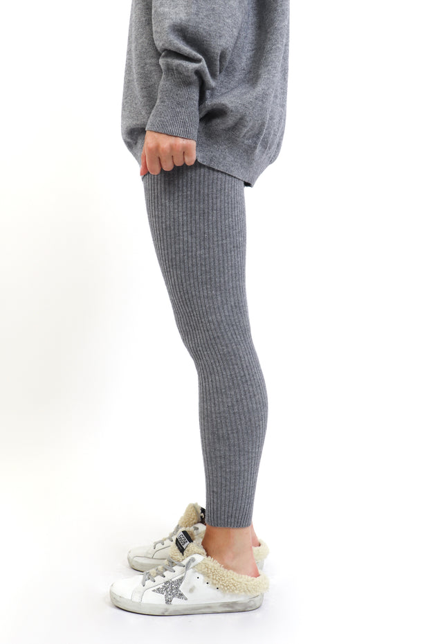 Capezio Heather Gray Women's Ribbed Sweater Knit Legging, X-Small
